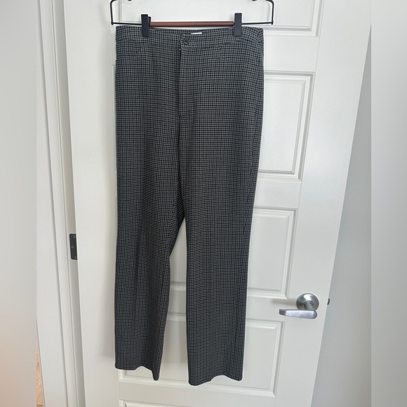 Aritzia Sunday Best Dress Pants - Picture 1 of 4